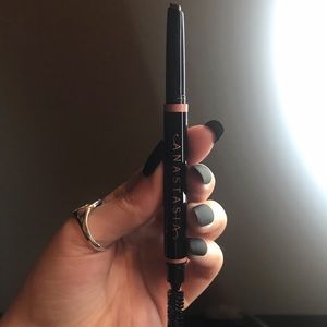 ANASTASIA BEVERLY HILLS BROW WIZ • DARK BROWN •